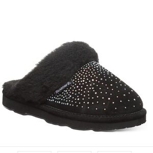 BearPaw women’s Black Slippers with Colorful Dots